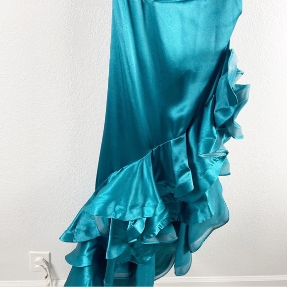 Bronx and Banco Monica Ruffle Asymmetrical Gown in Blue Formal Black Tie Dress - Picture 4 of 12